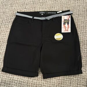Riders by Lee, 11” unrolled Bermuda black shorts. Size 16